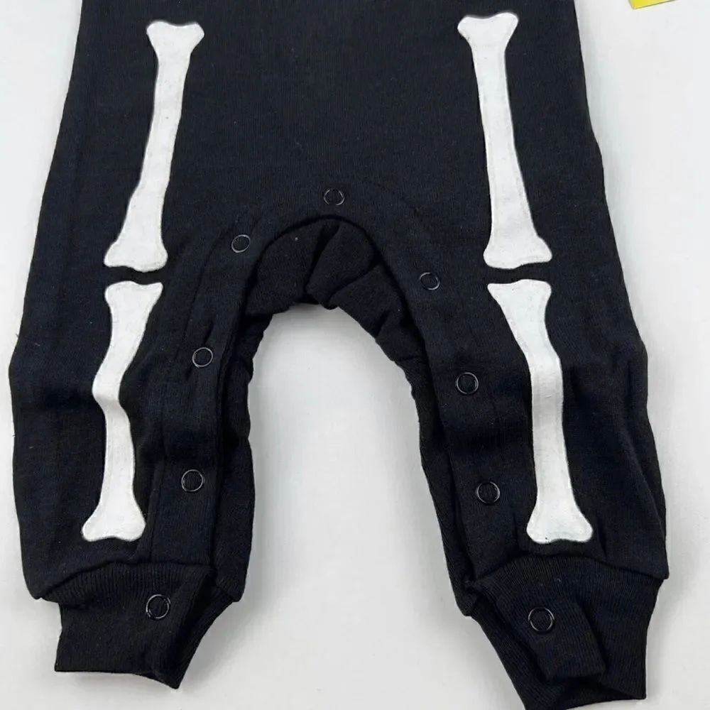 Halloween Skeleton Pajamas for baby, Size 9 m, Snug And Cozy Fit, Costume Glows